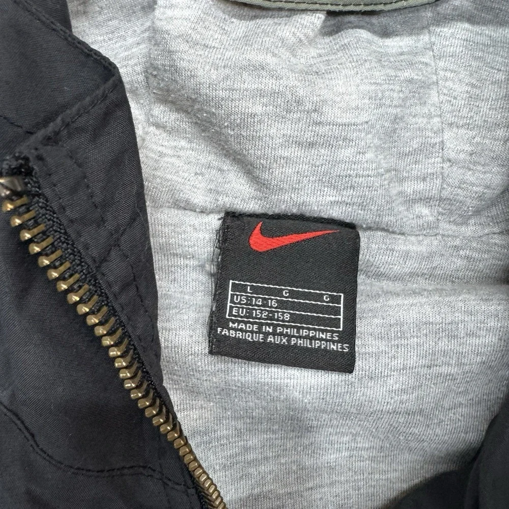 Nike Black Tag 